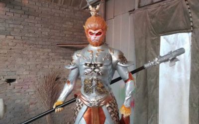 商場(chǎng)影院擺放玻璃鋼孫悟空卡通人物雕塑