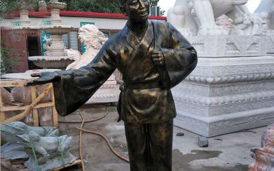 廣場(chǎng)商店雕迎賓人物玻璃鋼仿銅雕塑