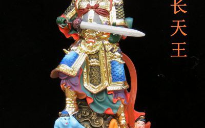 寺廟供奉玻璃鋼彩繪增長(zhǎng)天王雕塑