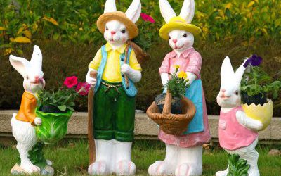 戶外幼兒園仿真動(dòng)物一家四口玻璃鋼兔子雕塑