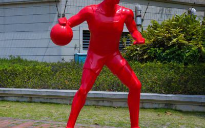 城市街邊擺放玻璃鋼彩繪打籃球戶外運(yùn)動景觀擺件雕塑