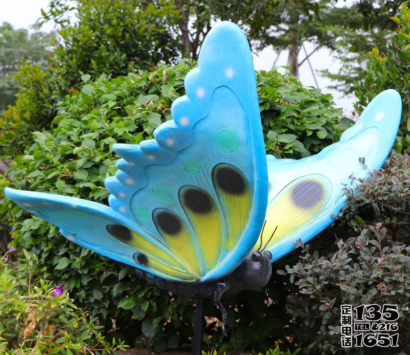 卡通玻璃鋼游樂(lè)園蝴蝶雕塑