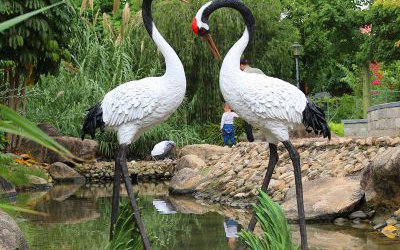 戶(hù)外池塘玻璃鋼兩只仿真動(dòng)物丹頂鶴雕塑